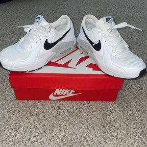 Women nike air max excee